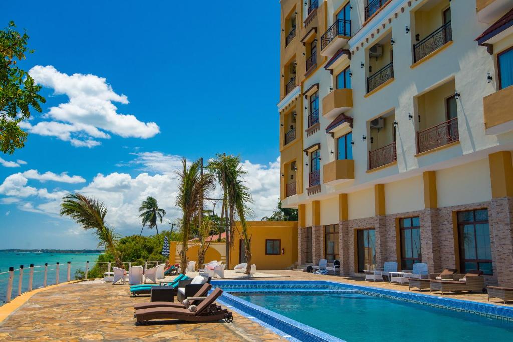Golden Tulip Zanzibar 4* by Perfect Tour