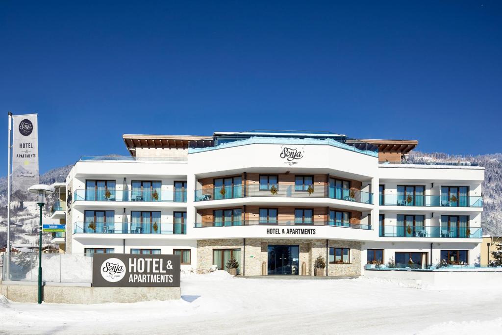 Sonja Alpine Resort 4* by Perfect Tour