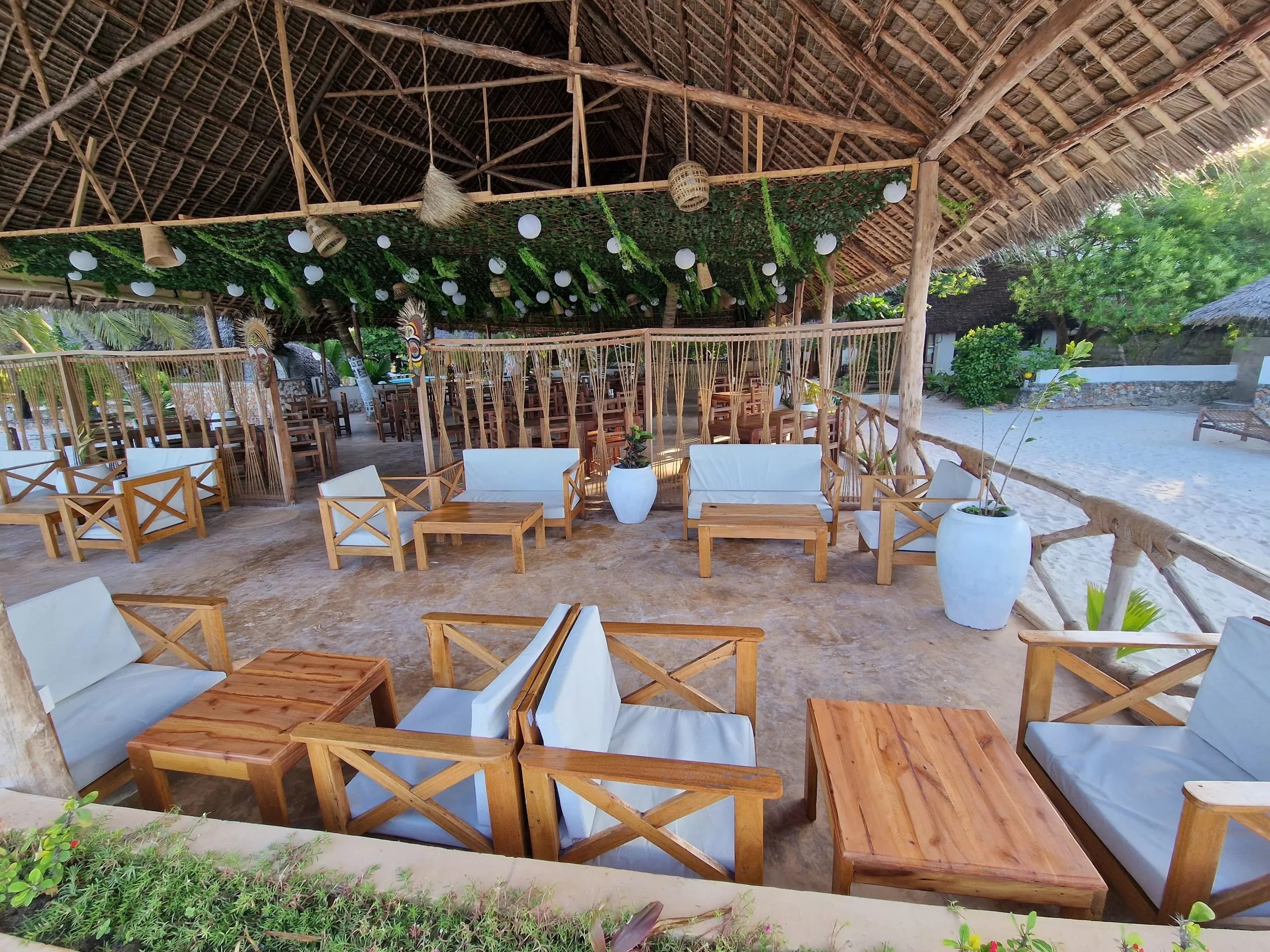Mambo Ocean Resort 4* by Perfect Tour - 4 | YEO