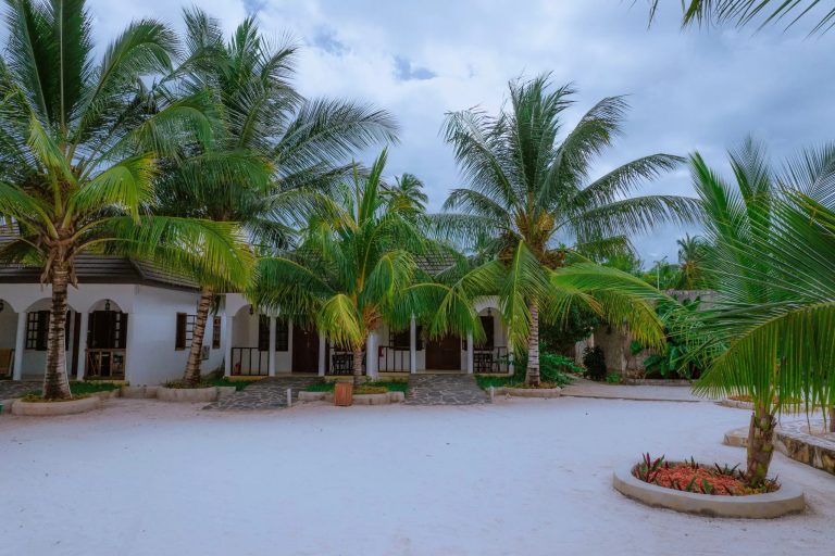 Mambo Ocean Resort 4*